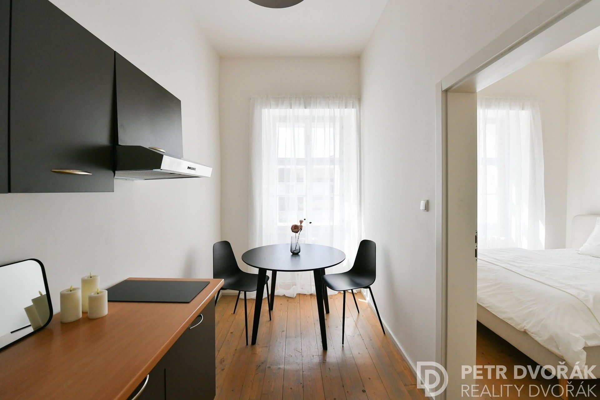 1+1, U Pernikářky 111, Praha Smíchov, 27 m² - 1
