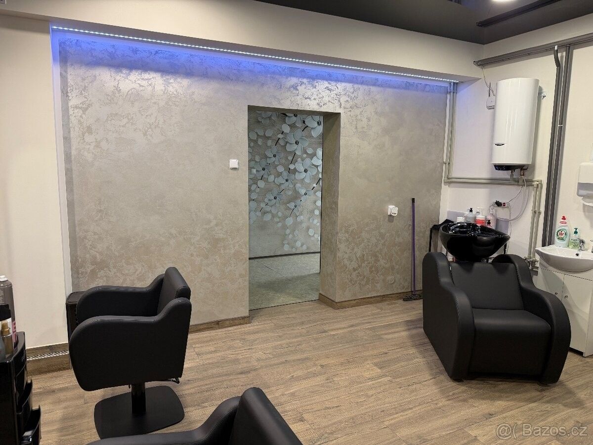 Pronájem obchodní prostory - Vyškov, 682 01