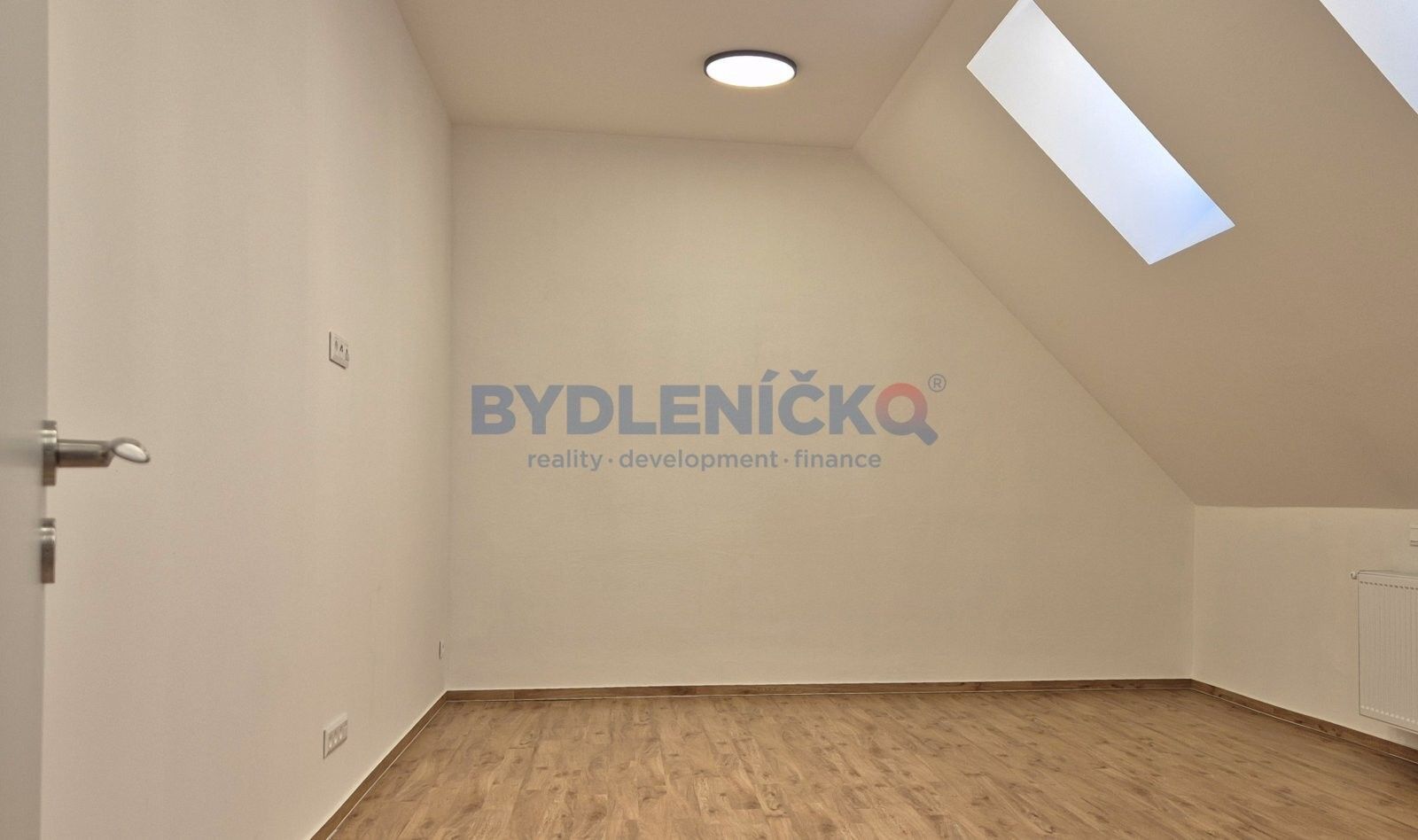 Kanceláře, nám. Přemysla Otakara II. 128, České Budějovice, 38 m²