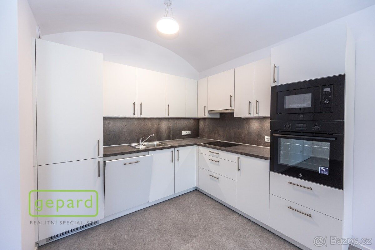 Prodej byt - Velké Přílepy, 252 64