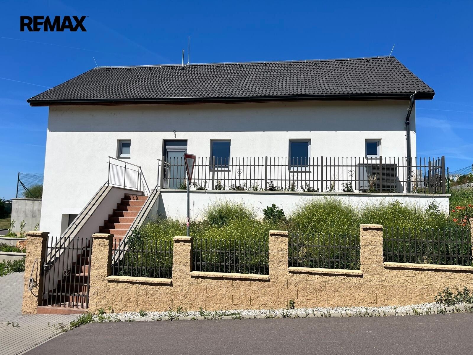 Rodinné domy, Dobšice, 224 m² - 1