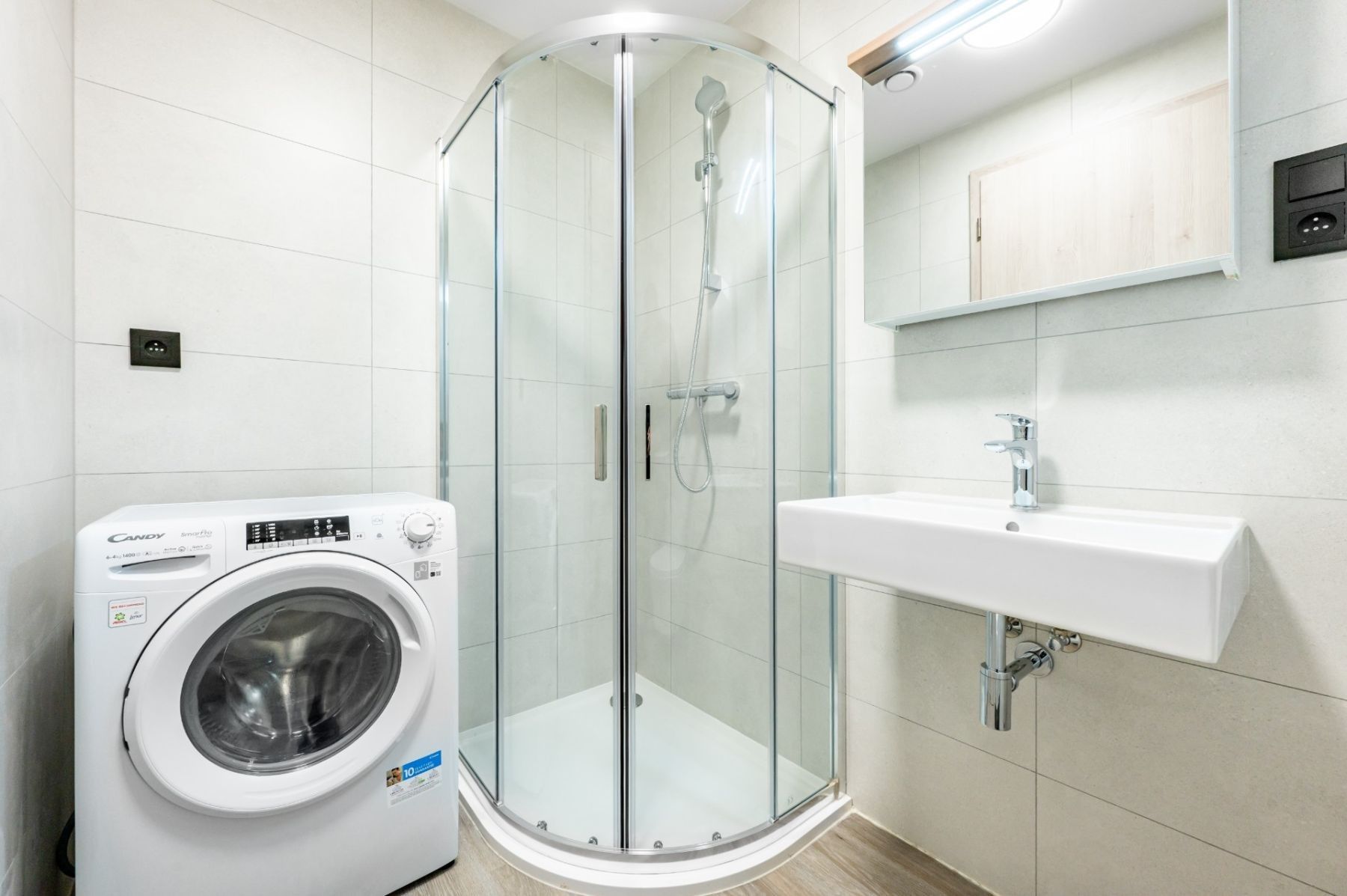 Pronájem byt 2+kk - Na Zlíchově, Praha - Hlubočepy, 37 m² - 5