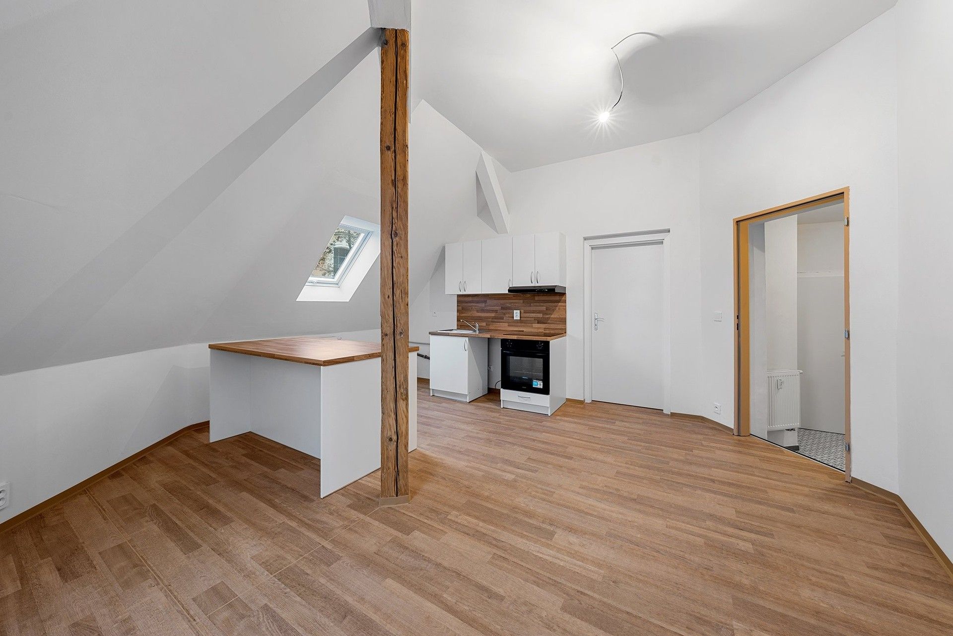 2+kk, Žukovova, Ústí nad Labem, 51 m²