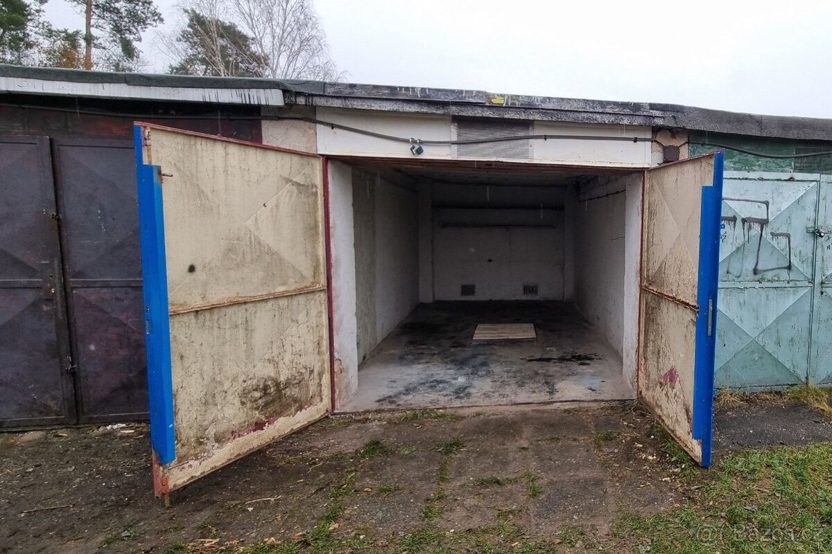 Pronájem garáž - Rybitví, 533 54