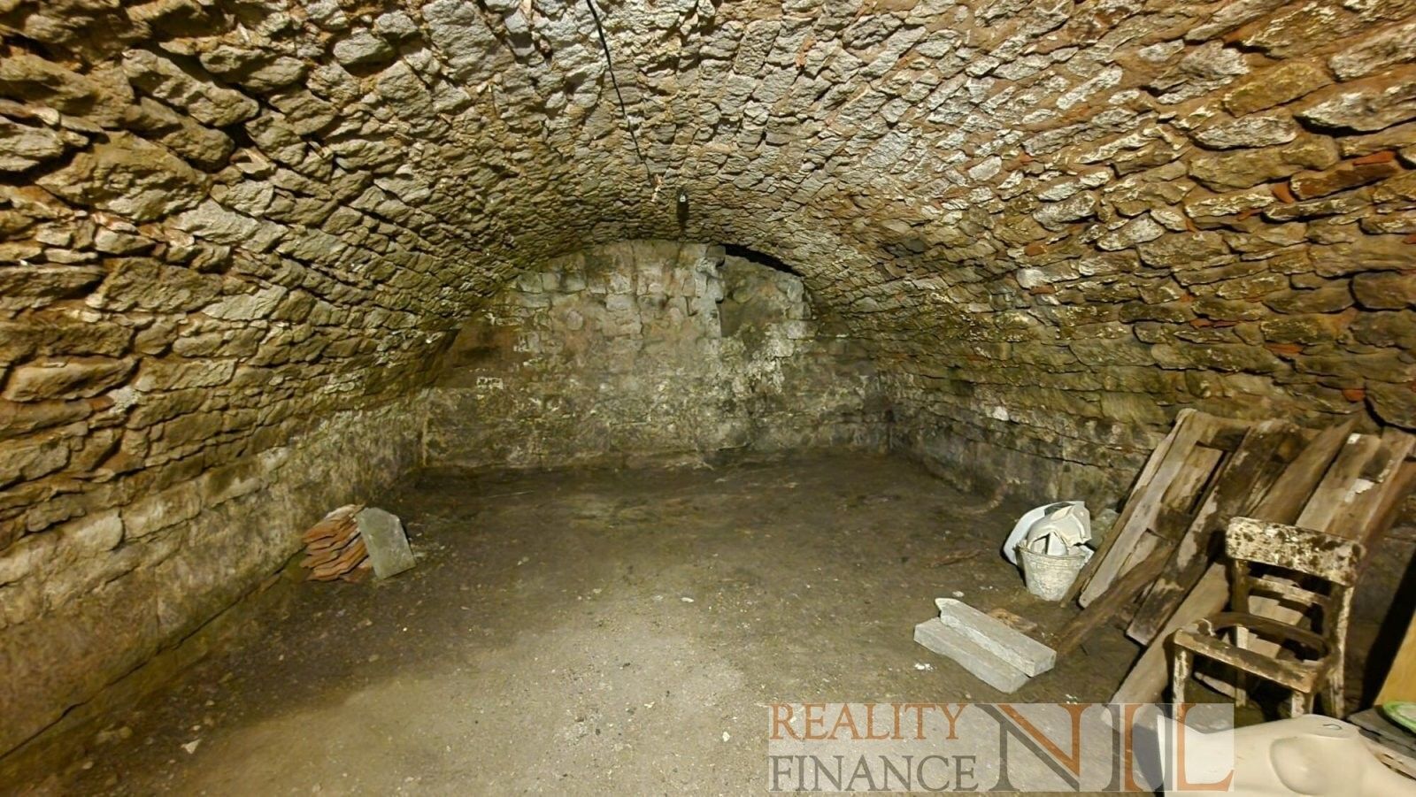 Pronájem restaurace - náměstí Republiky, Plzeň, 171 m²