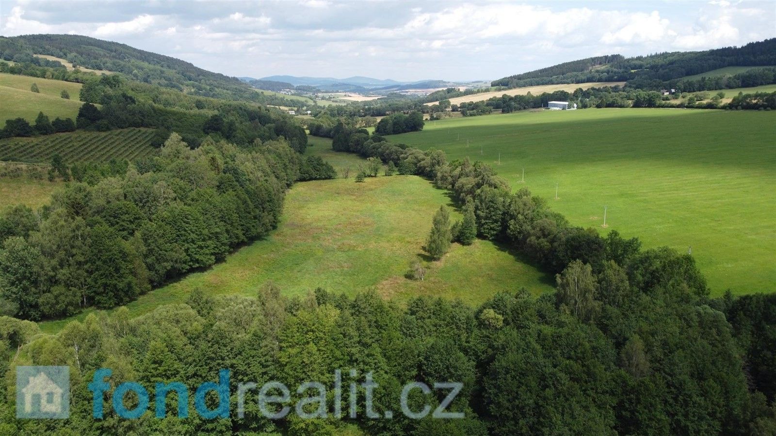 Prodej pozemek - Dešenice, 67 850 m²