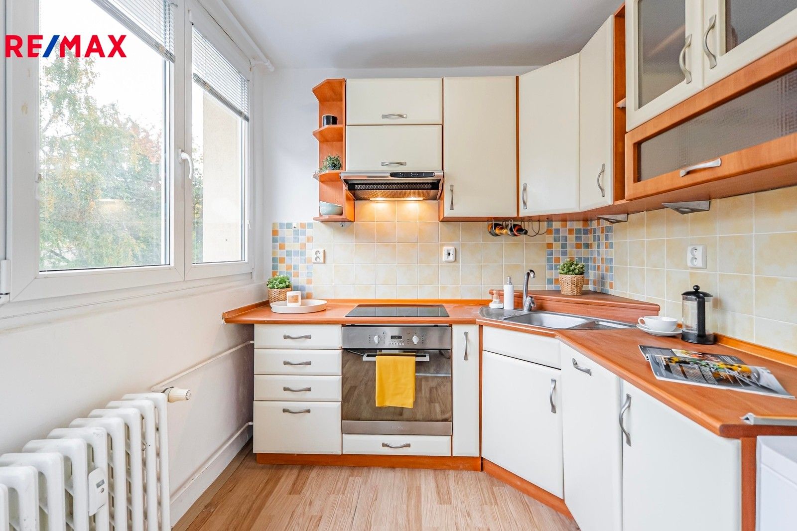 Prodej byt 2+1 - V bytovkách, Praha, 58 m²