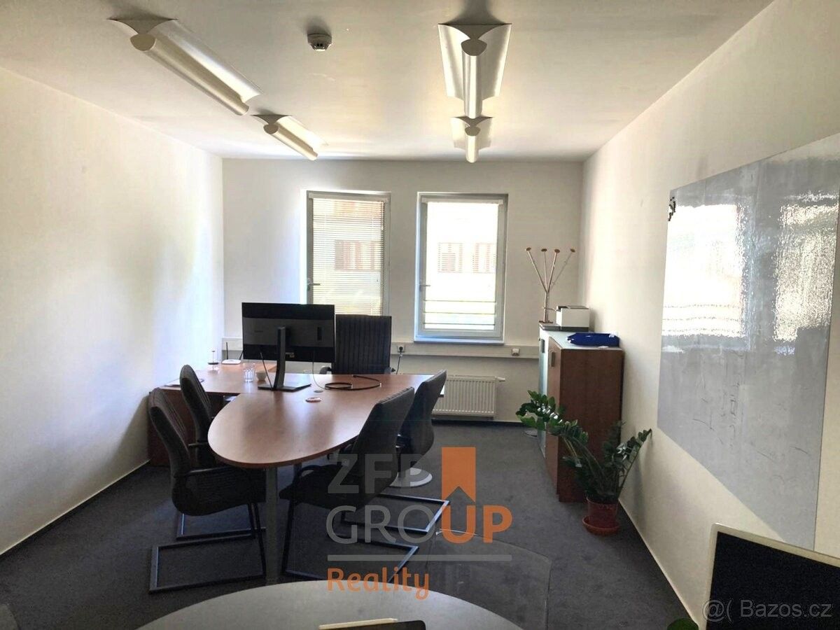 Pronájem kancelář - Praha, 156 00