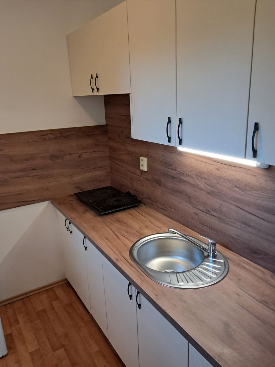 Byt 1+1 · 40 m² · Ďáblická, Praha - Kobylisy - 4