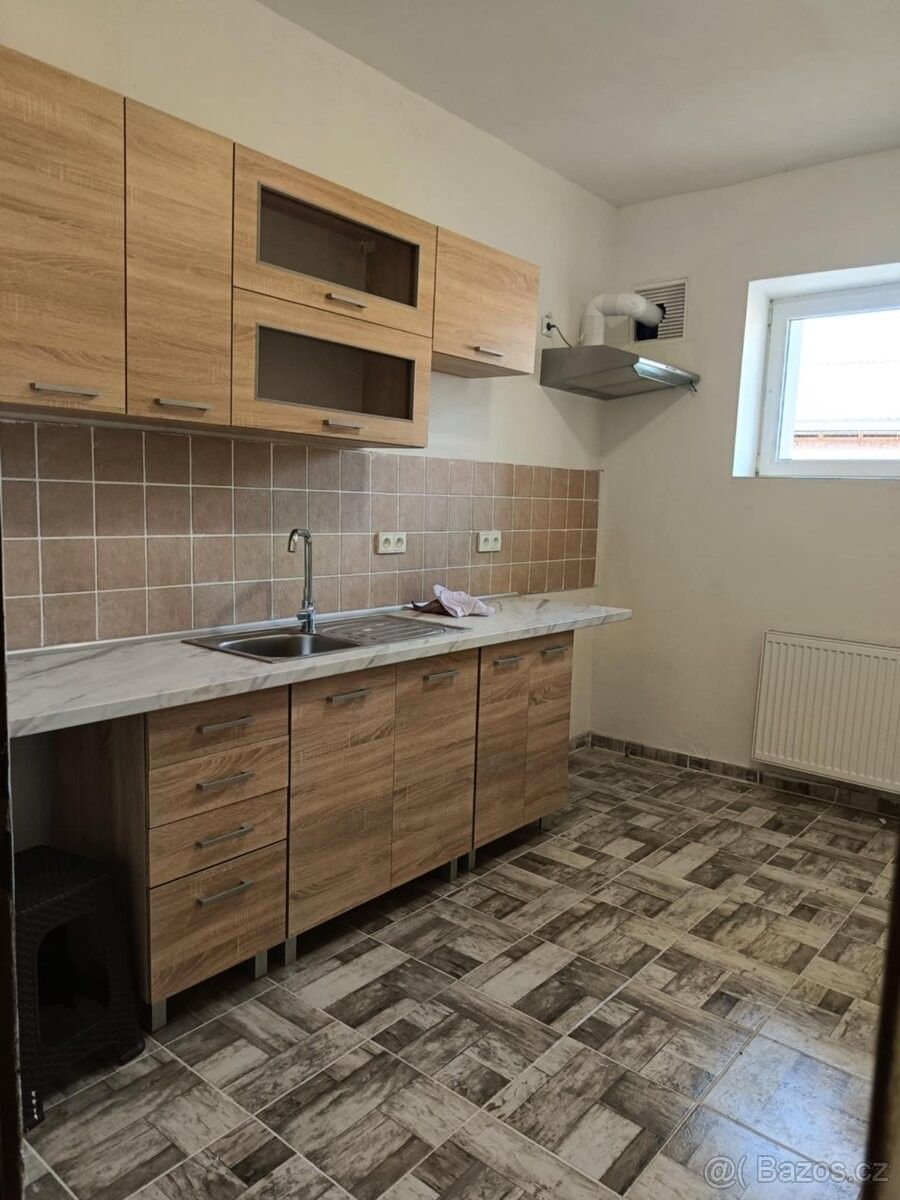 Byty, Dyjákovice, 671 26