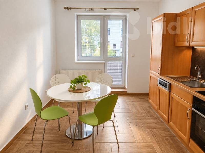 Pronájem byt 2+1 - M. Vydrové 532, České Budějovice 6, 61 m² - 5