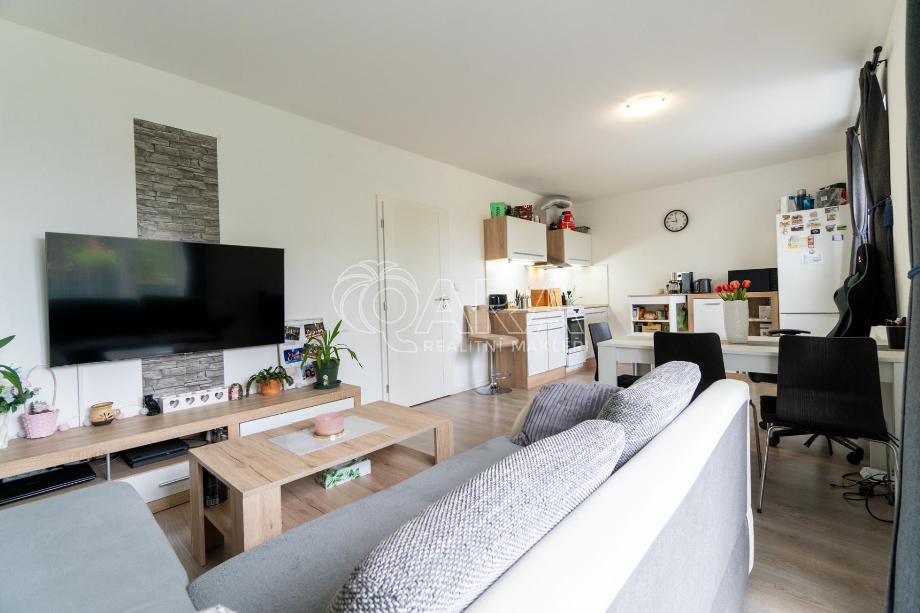 Byt 2+kk · 53 m² · Armádní, Milovice Mladá - 4