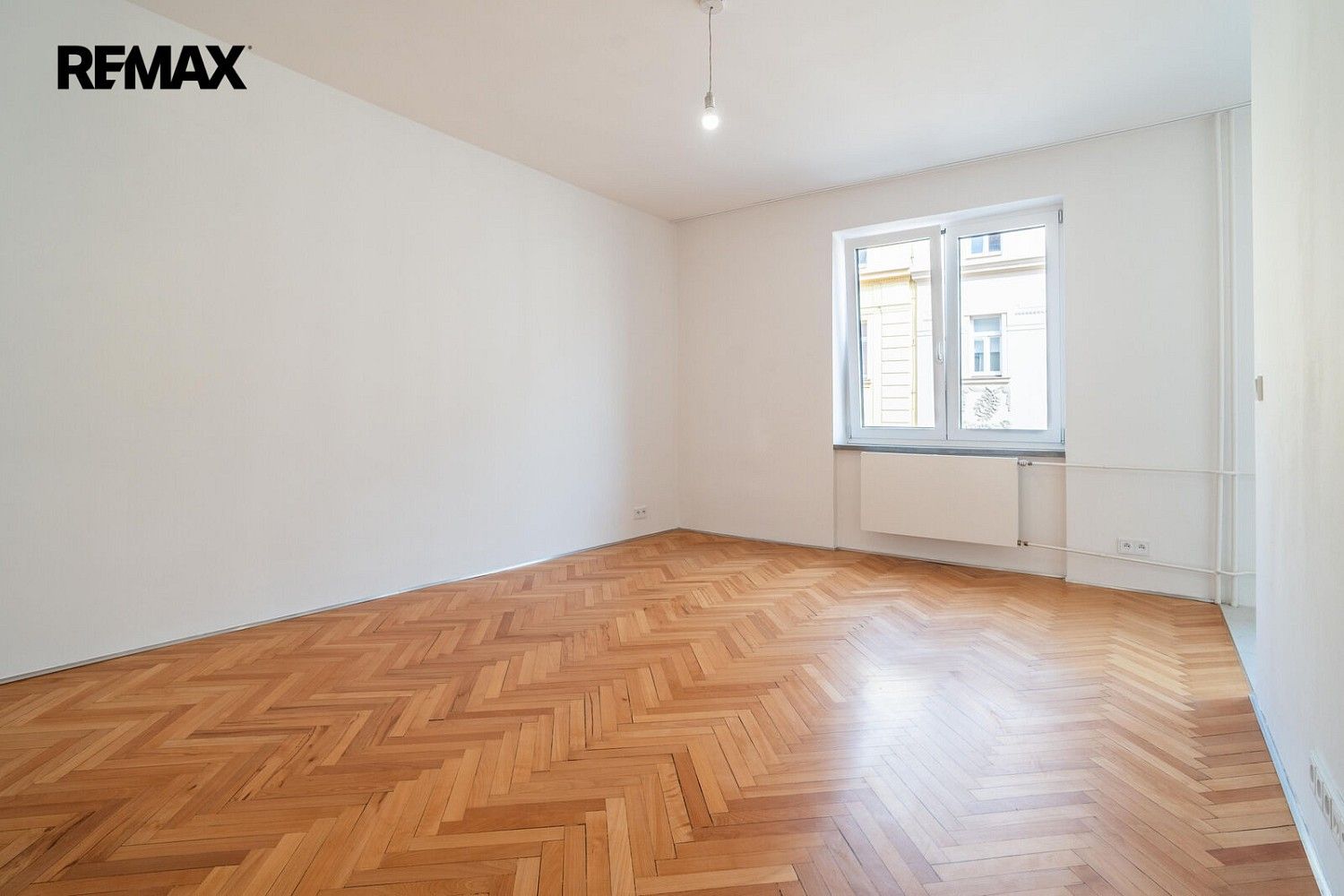 Byt 2+kk · 48 m² · Praha - Libeň, okres Praha 8, Hlavní město Praha - 3
