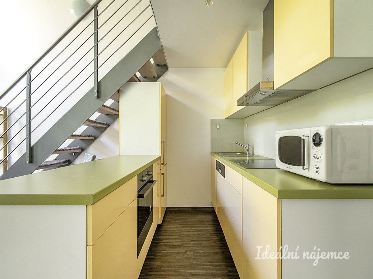Pronájem byt 2+kk - U libeňského pivovaru, Praha 8 - Libeň, 45 m² - 5