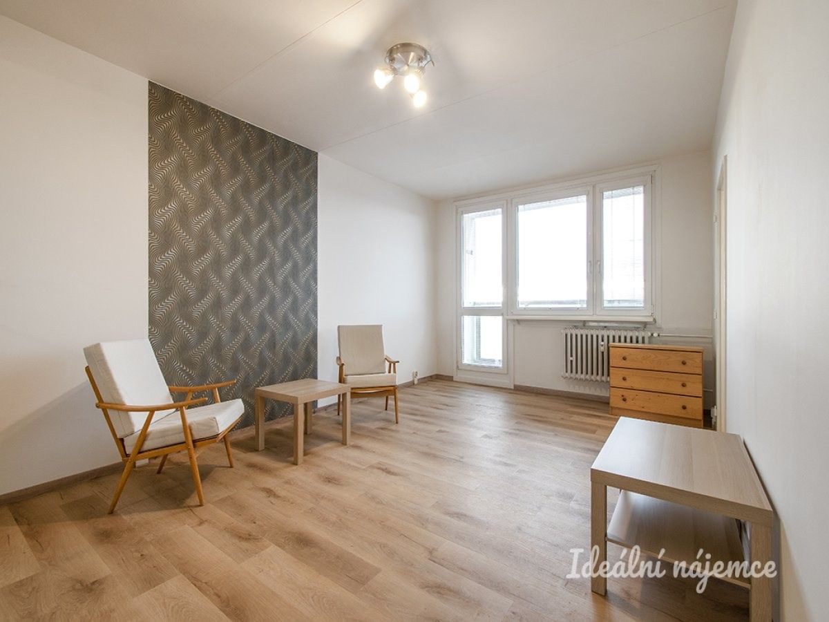 Byt 1+1 · 32 m² · Bramboříková, Praha - 2