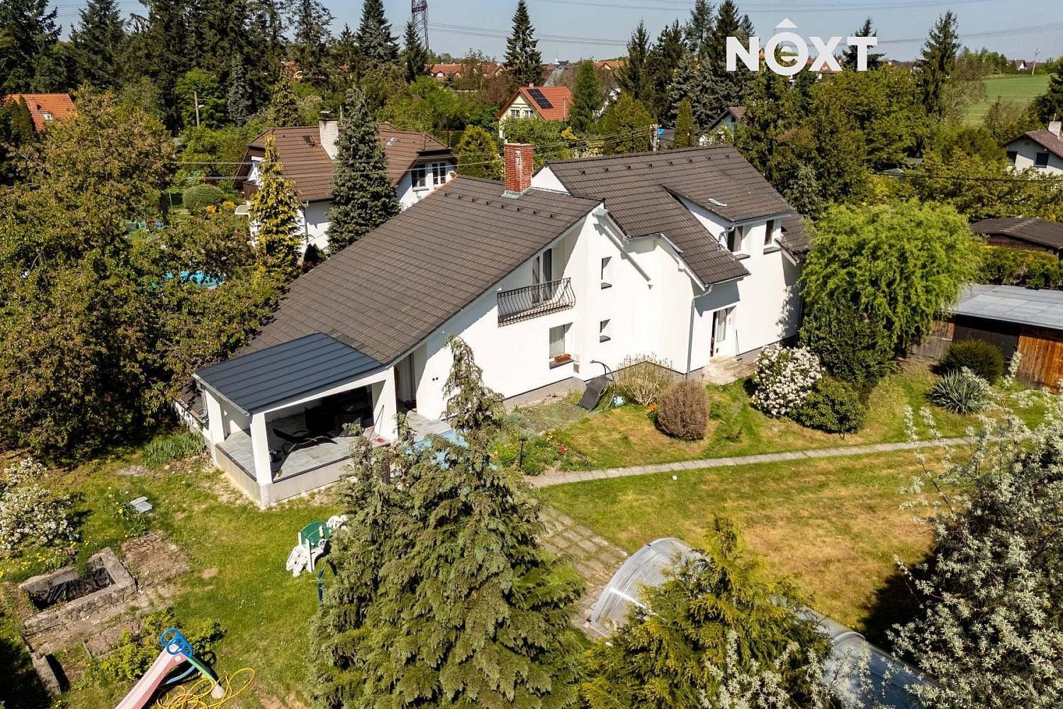 Rodinné domy, Zvole - Černíky, okres Praha-západ, Středočeský kraj, 230 m² - 1
