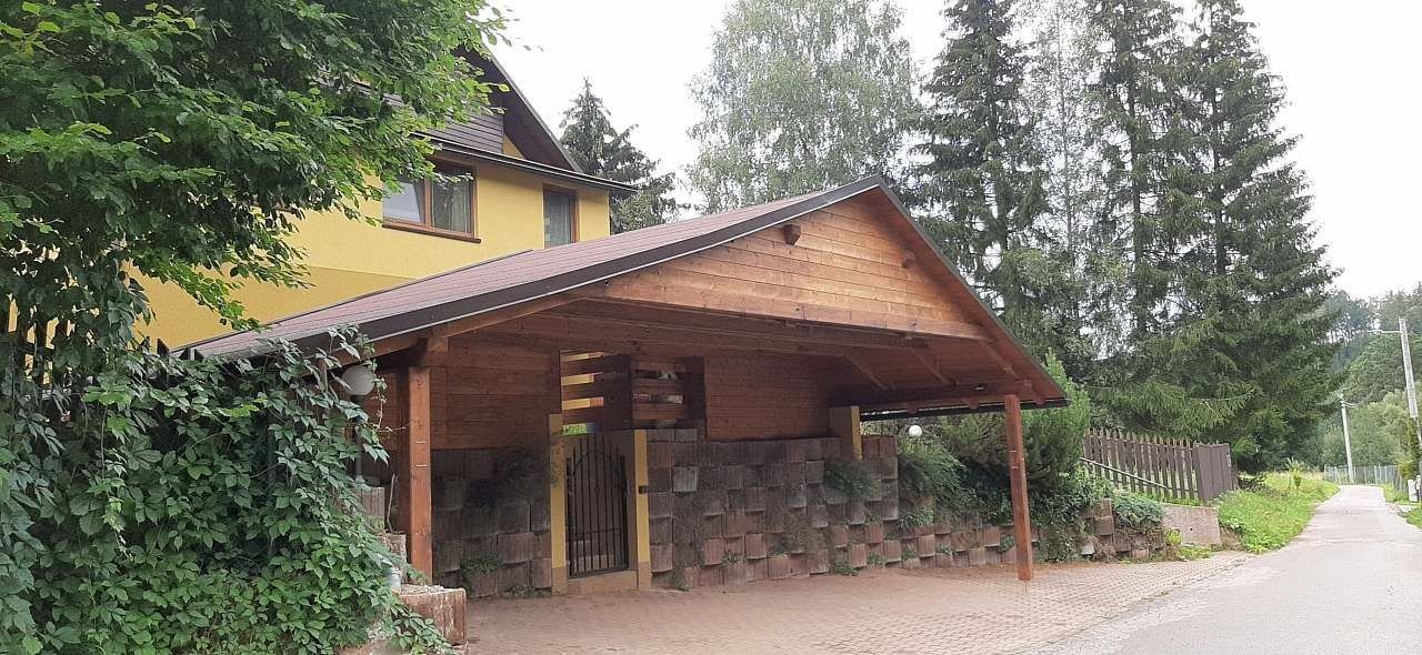Chaty, Horní Staré Buky, Královéhradecký kraj - 2