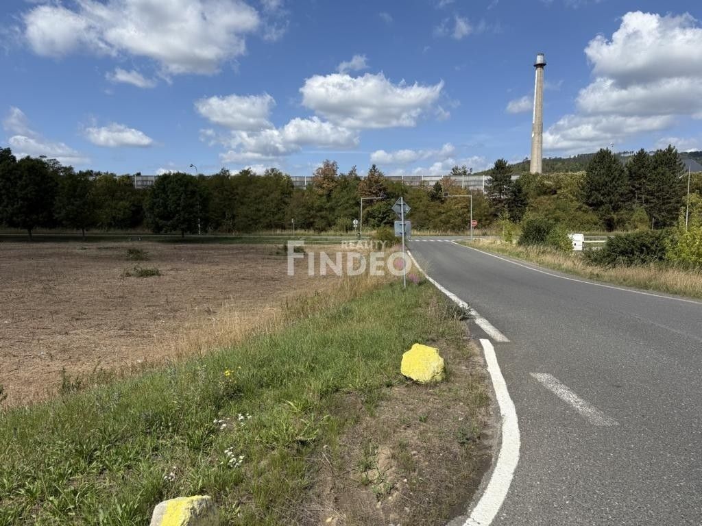 Komerční pozemek · 5 601 m² · Králův Dvůr - 3