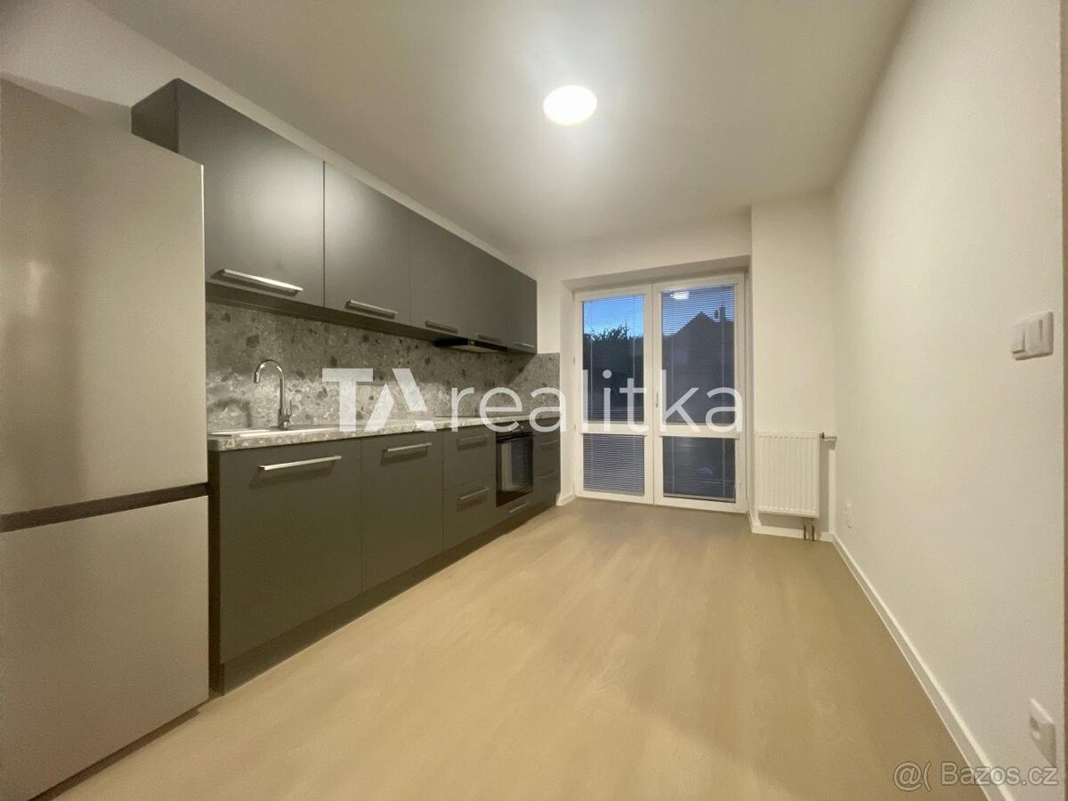 Rodinné domy, Ostrava, 712 00