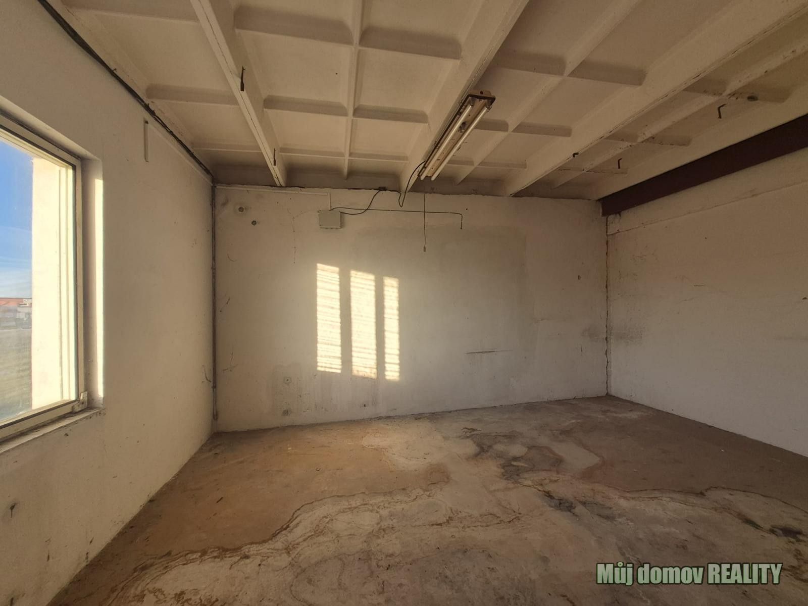 Pronájem výrobní prostory - V Zahradách, Světice, 150 m²