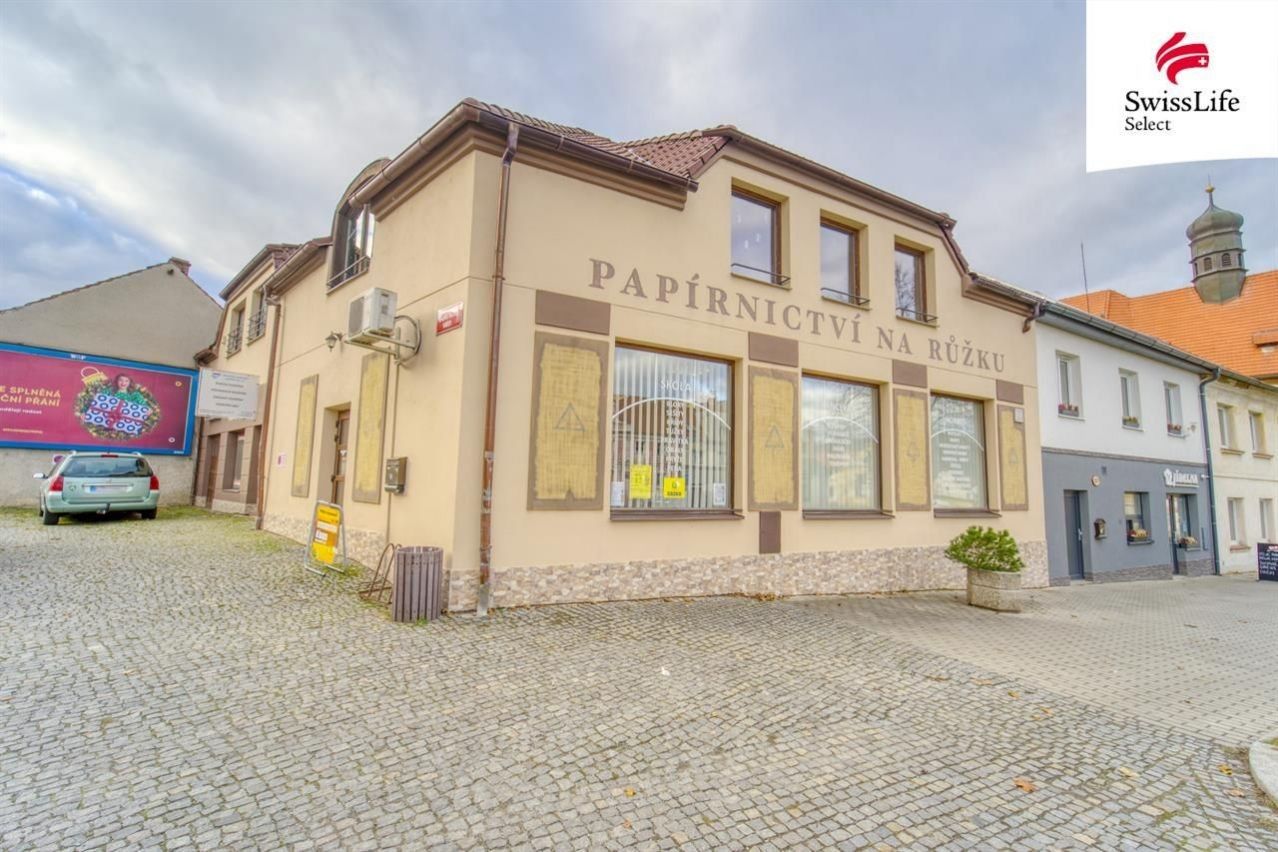 Pronájem obchodní prostory - Masarykovo náměstí, Starý Plzenec, 141 m²