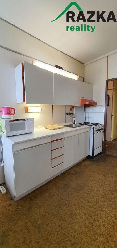 Pronájem byt 3+1 - Planá, 60 m²