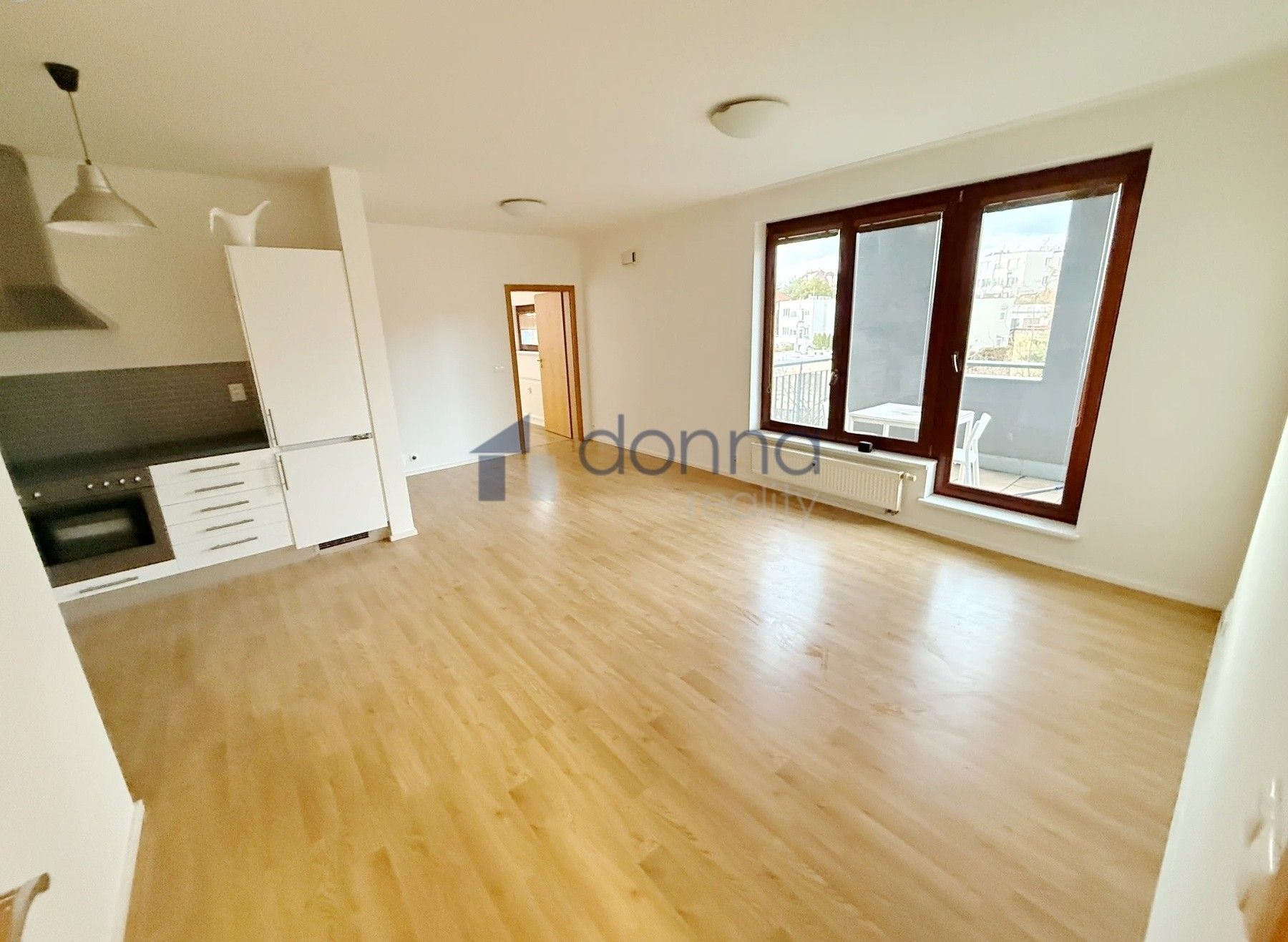 3+kk, Jeremenkova, Praha, 64 m²