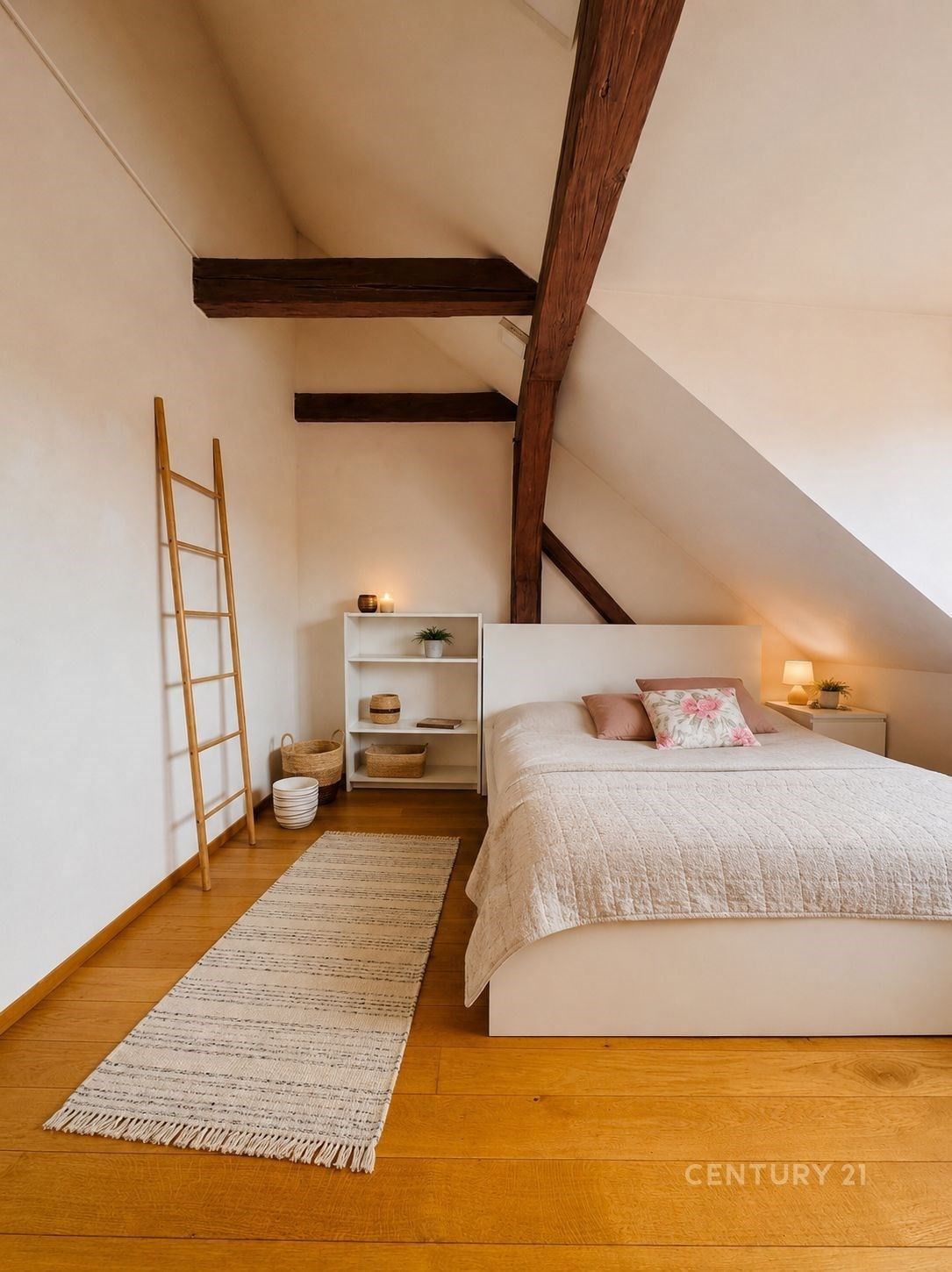 2+kk, Prvního pluku 144, Praha Karlín, 33 m² - 1