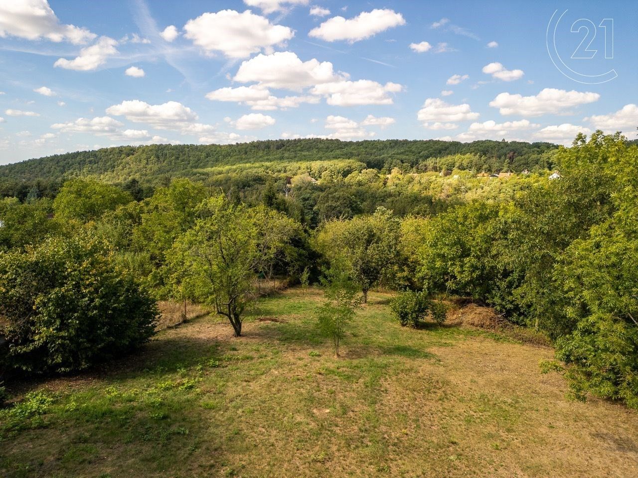 Prodej pozemek pro bydlení - Točná, Praha