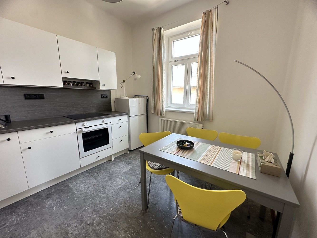 Pronájem byt 2+kk - Husitská, Liberec - Liberec IX-Janův Důl, 40 m² - 2