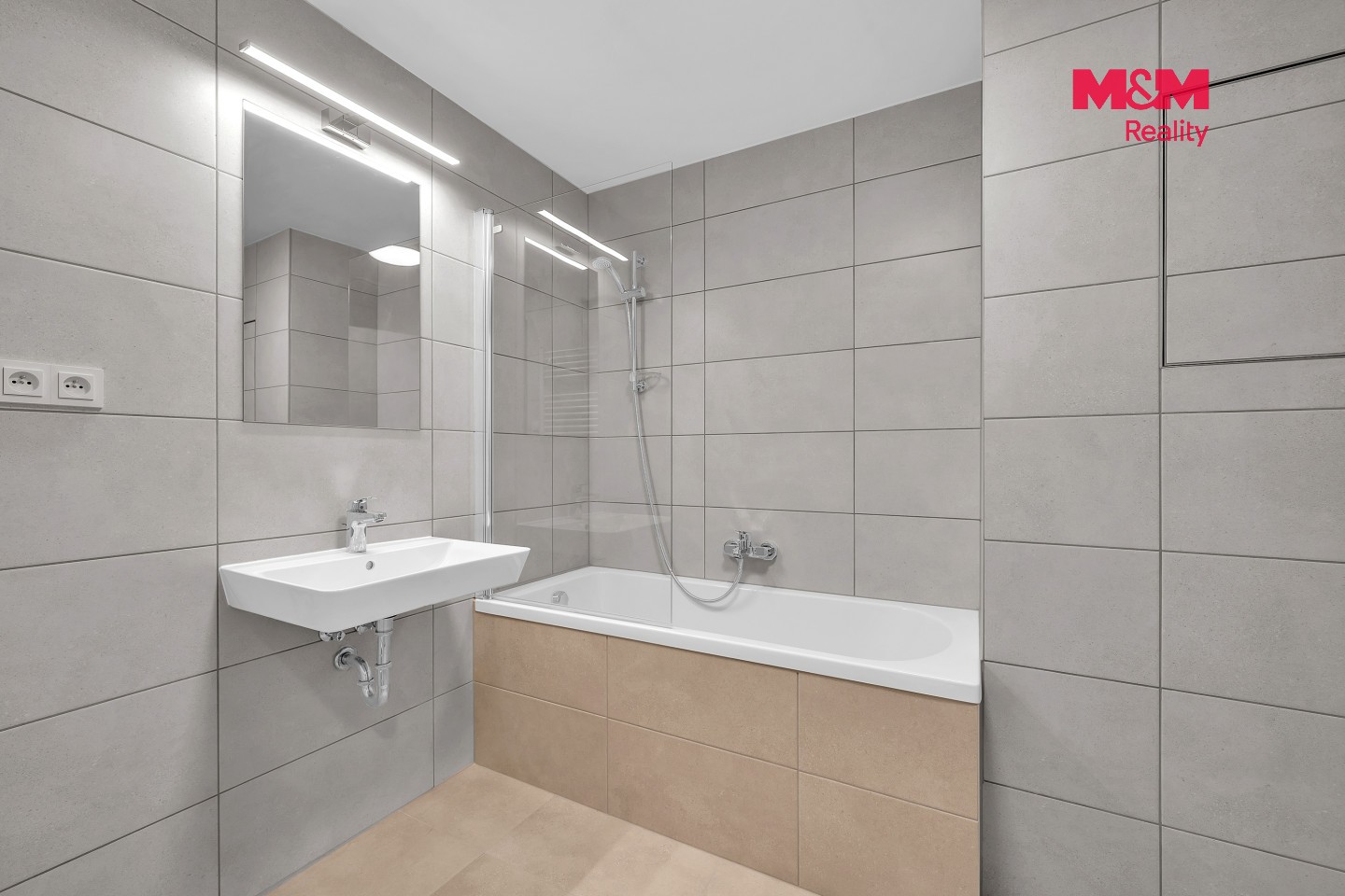Byt 2+kk · 51 m² · U Sportovní školy, Pardubice - 3
