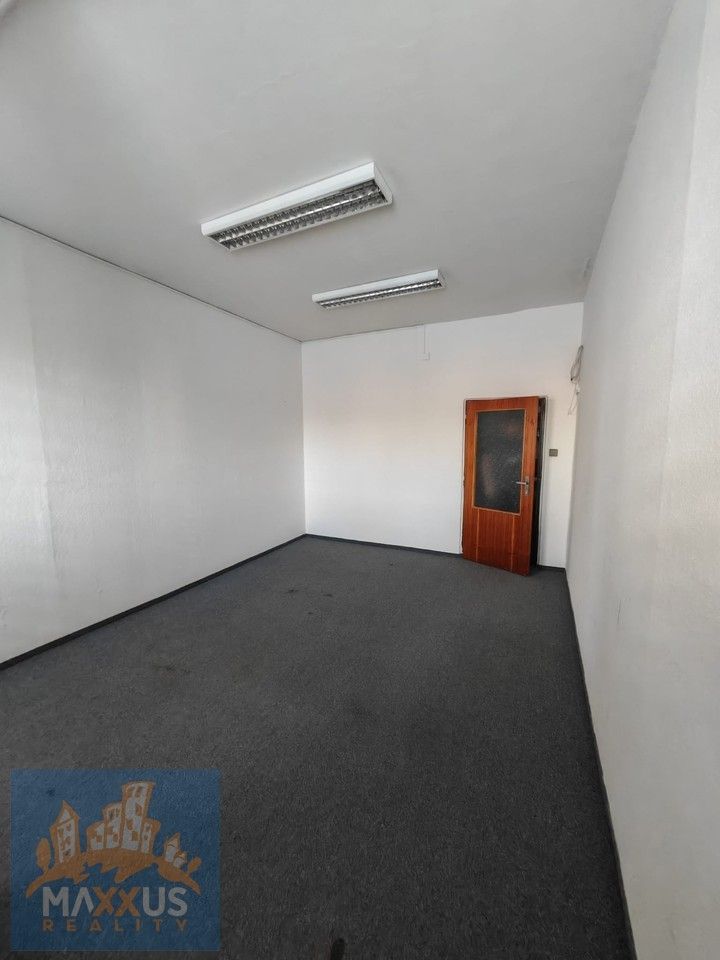 Pronájem kancelář - Praha, 147 00, 22 m²