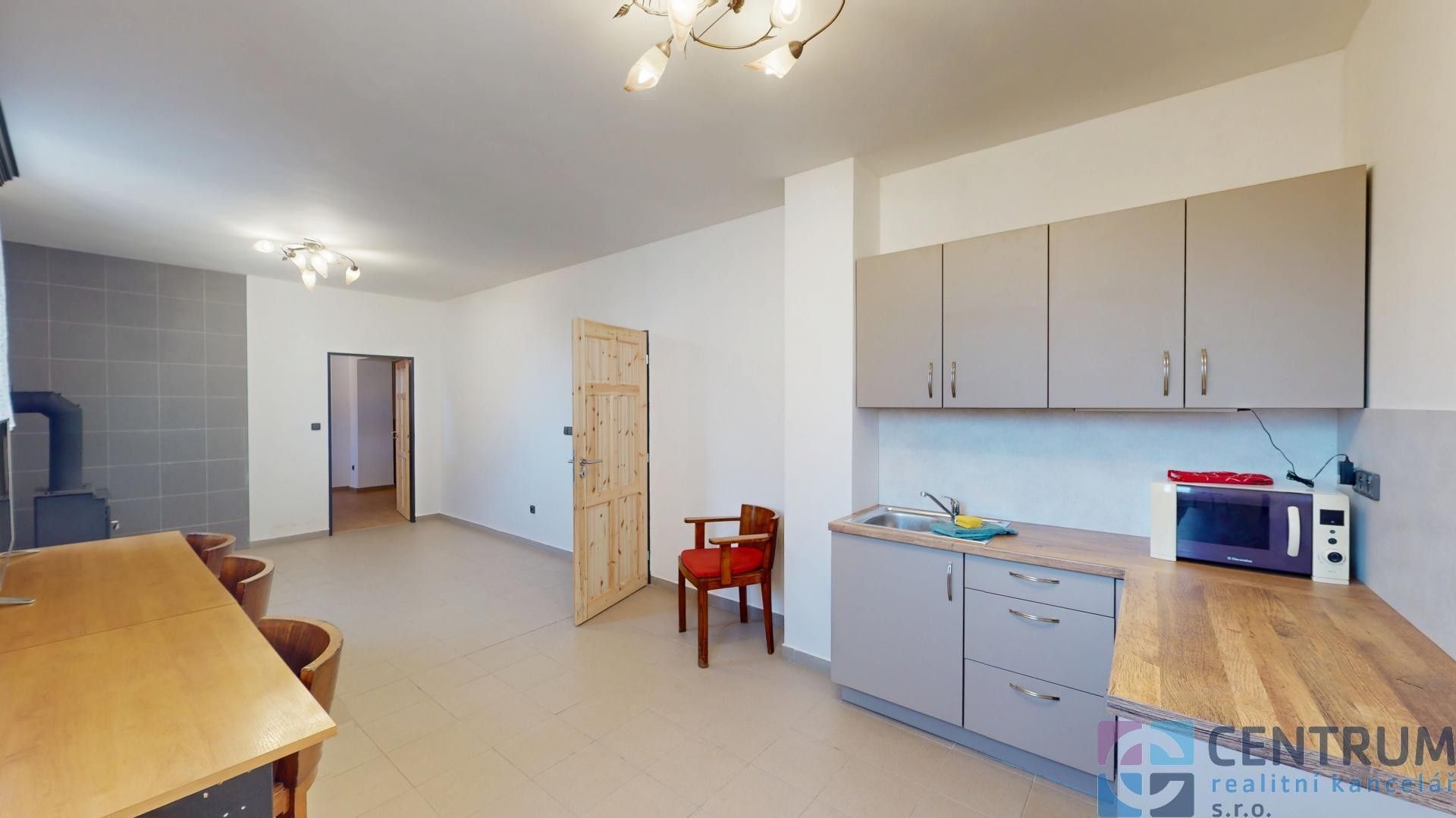 4+kk, Jenišovice, 101 m² - 1