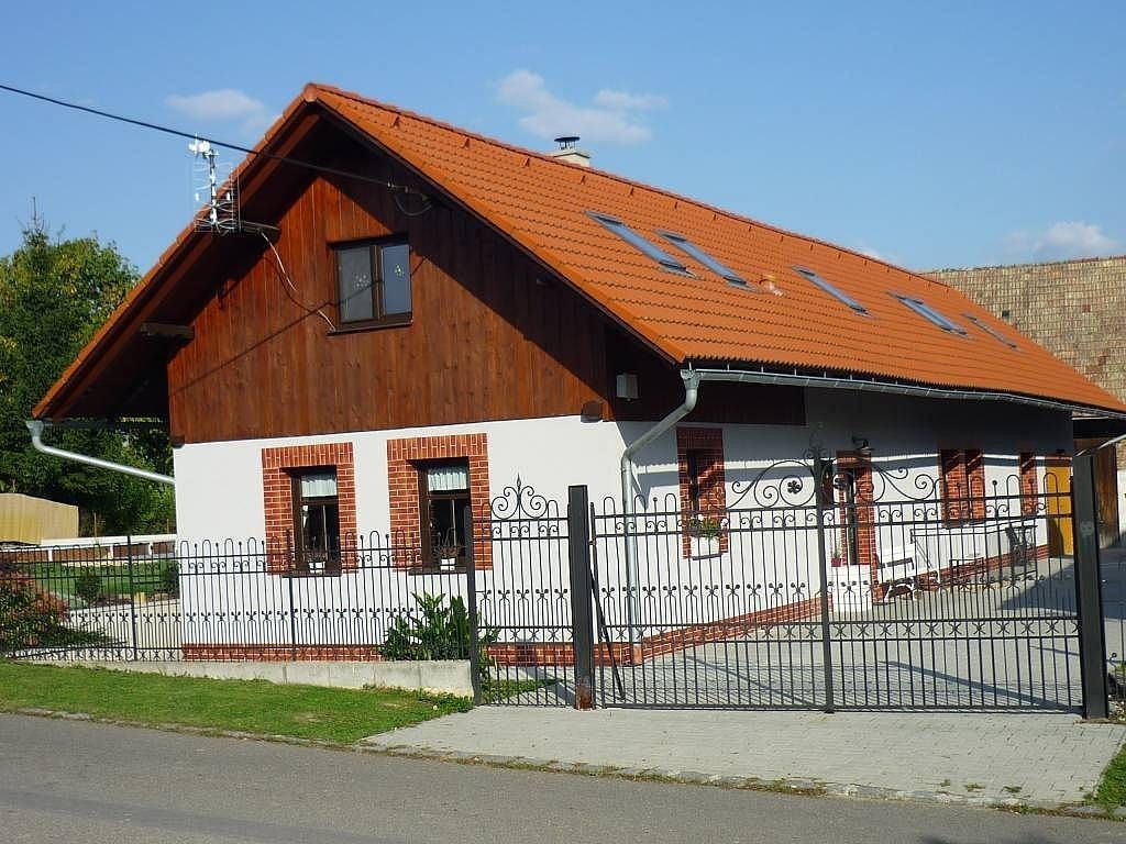 Chaty, Byzhradec, Královéhradecký kraj - 1