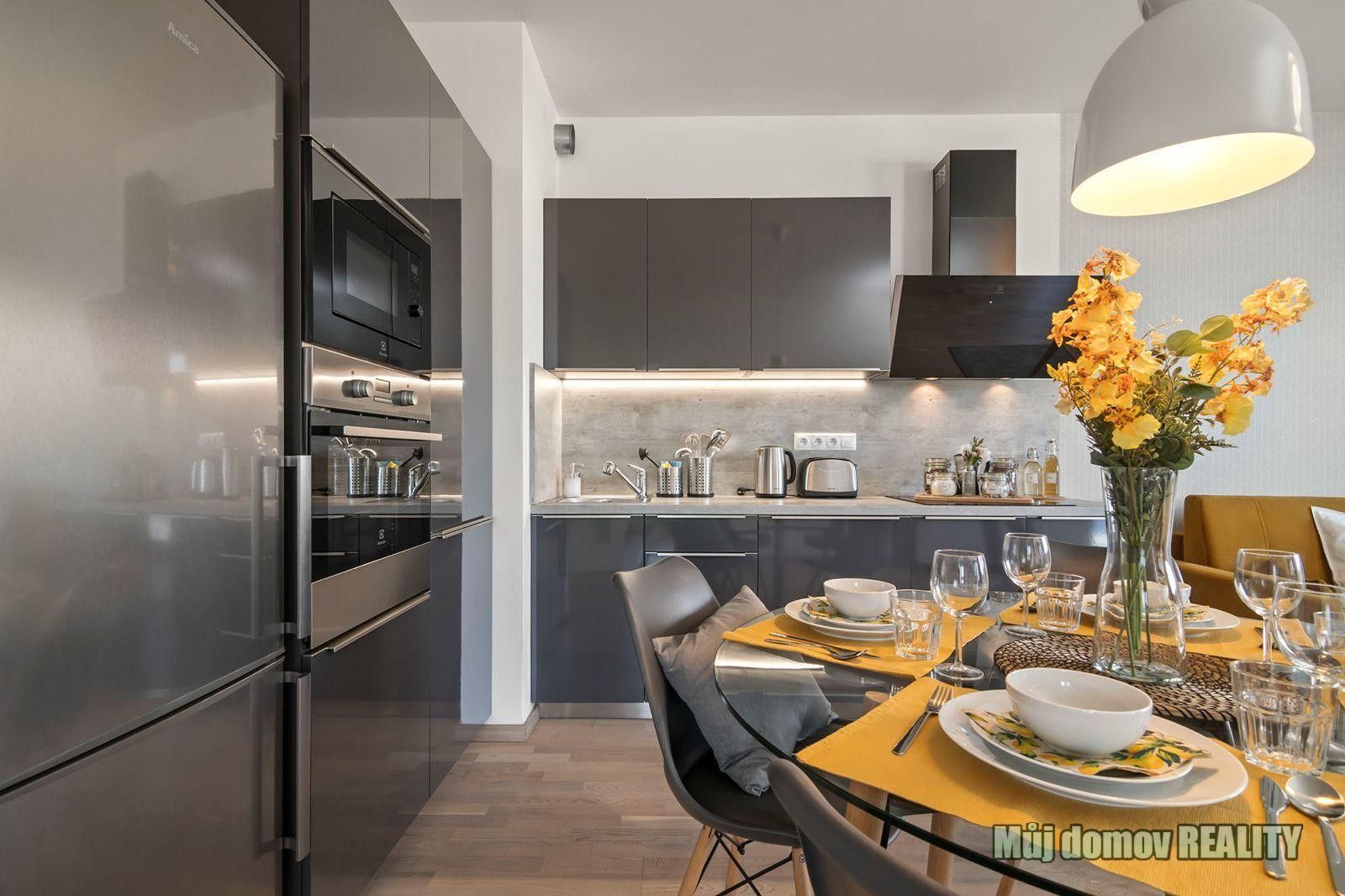 Pronájem byt 2+kk - Laponská, Praha, 49 m²