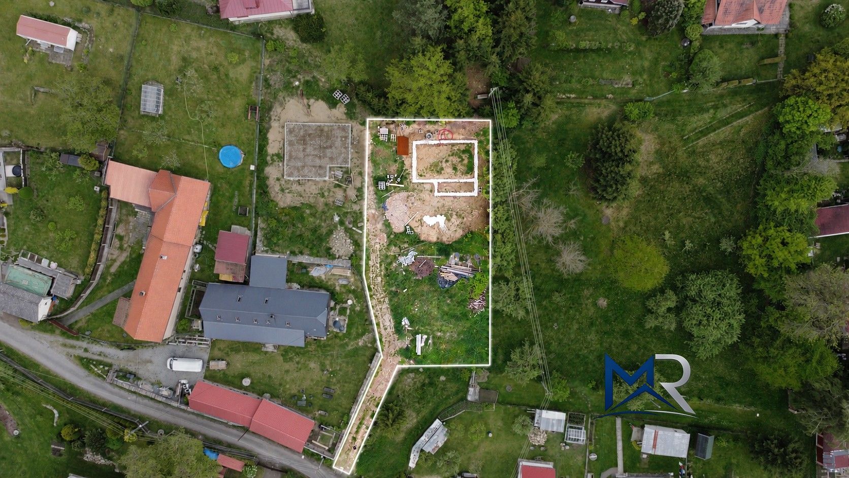 Pozemek pro bydlení, 863 m²