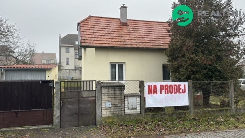 Rodinné domy, K mejtu, Praha, 75 m²