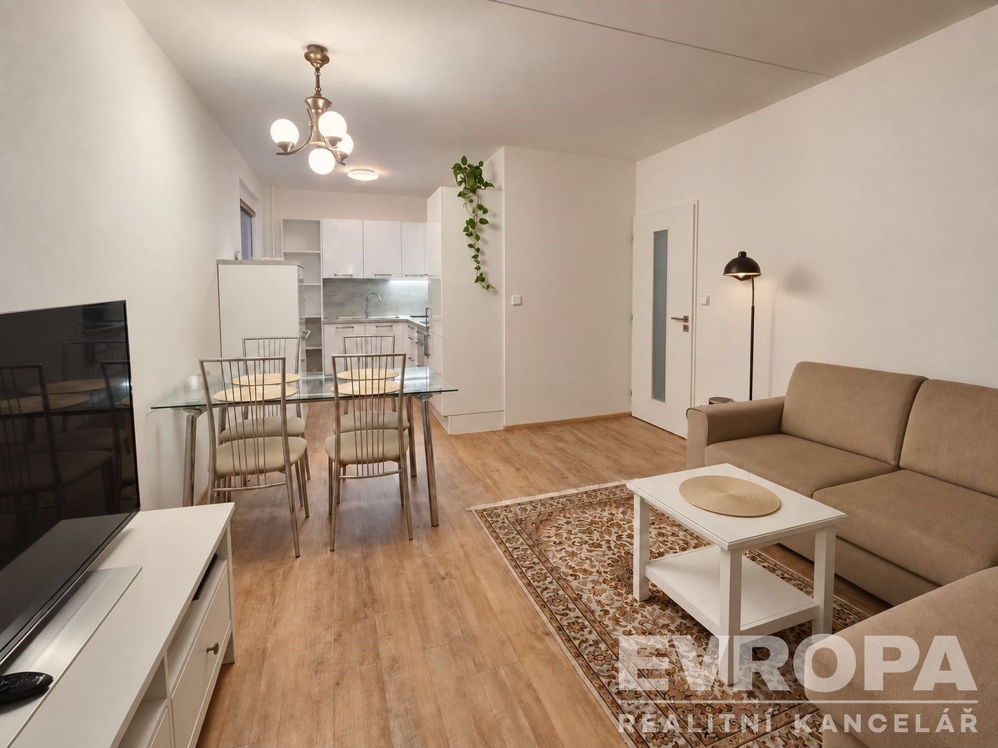 Prodej byt 3+1 - Harrachovská 323, Praha Střížkov, 61 m² - 5