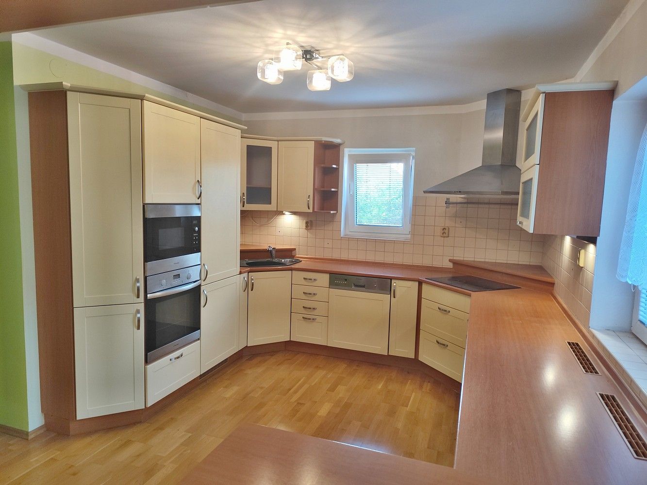 Prodej rodinný dům - Liberec - Liberec XXV-Vesec, Liberecký kraj, 155 m² - 5