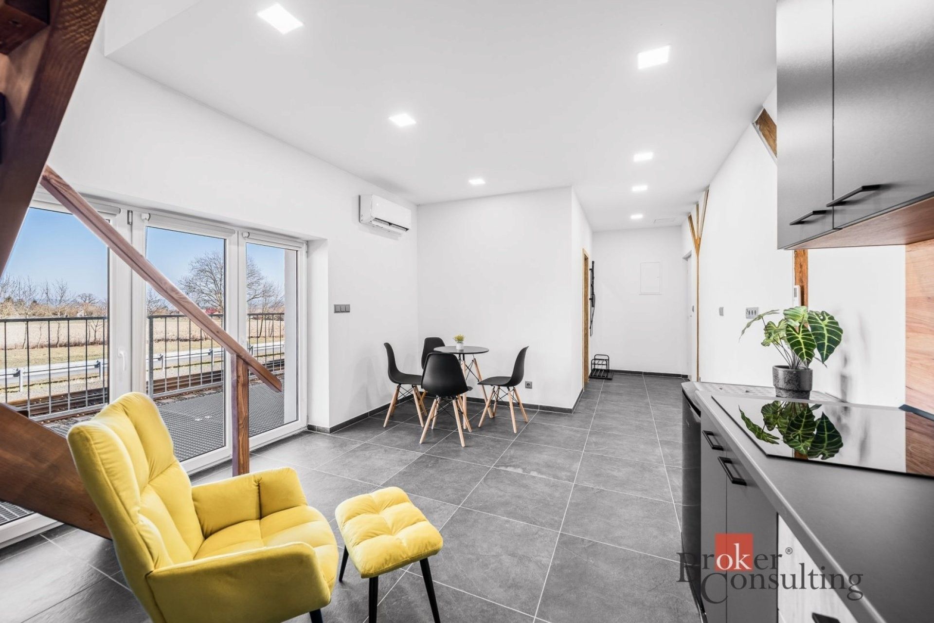 Pronájem byt 1+1 - Příkosice, 42 m²