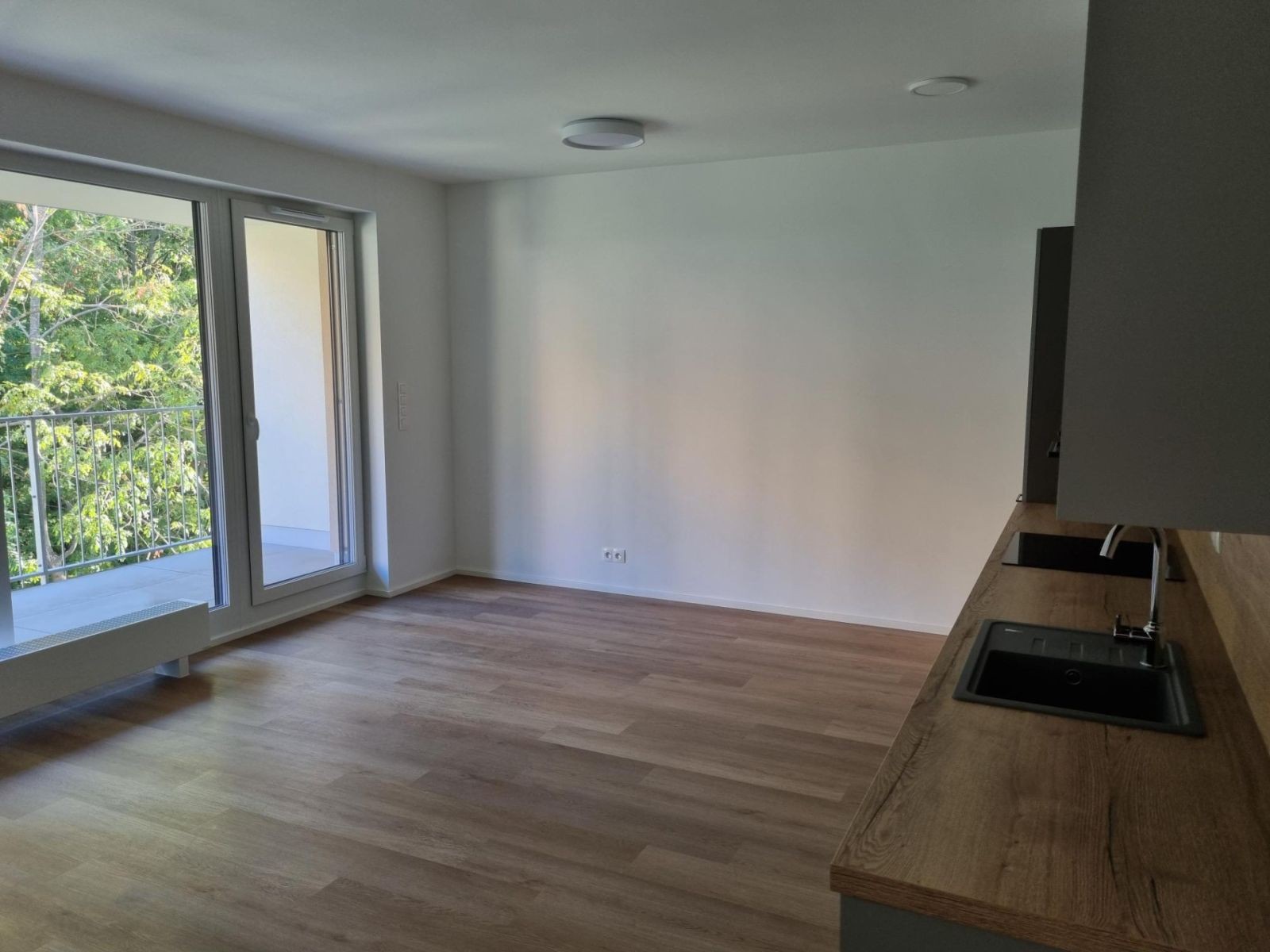 2+kk, Pod Krocínkou, Praha - Vysočany, 60 m² - 1