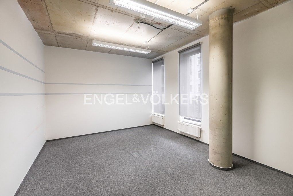 Kancelář · 185 m² · Sokolovská 979, Praha Vysočany - 4