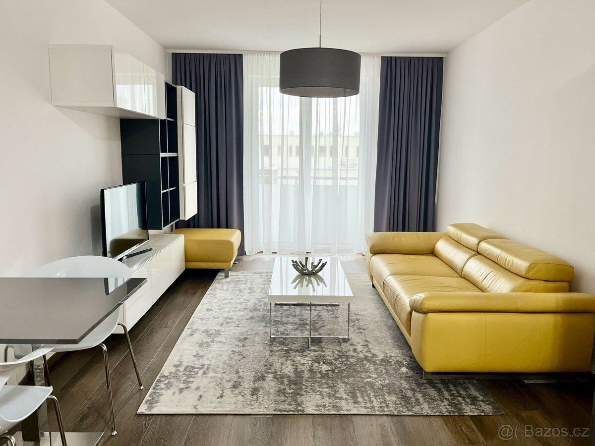 Pronájem byt - Poděbrady, 290 01