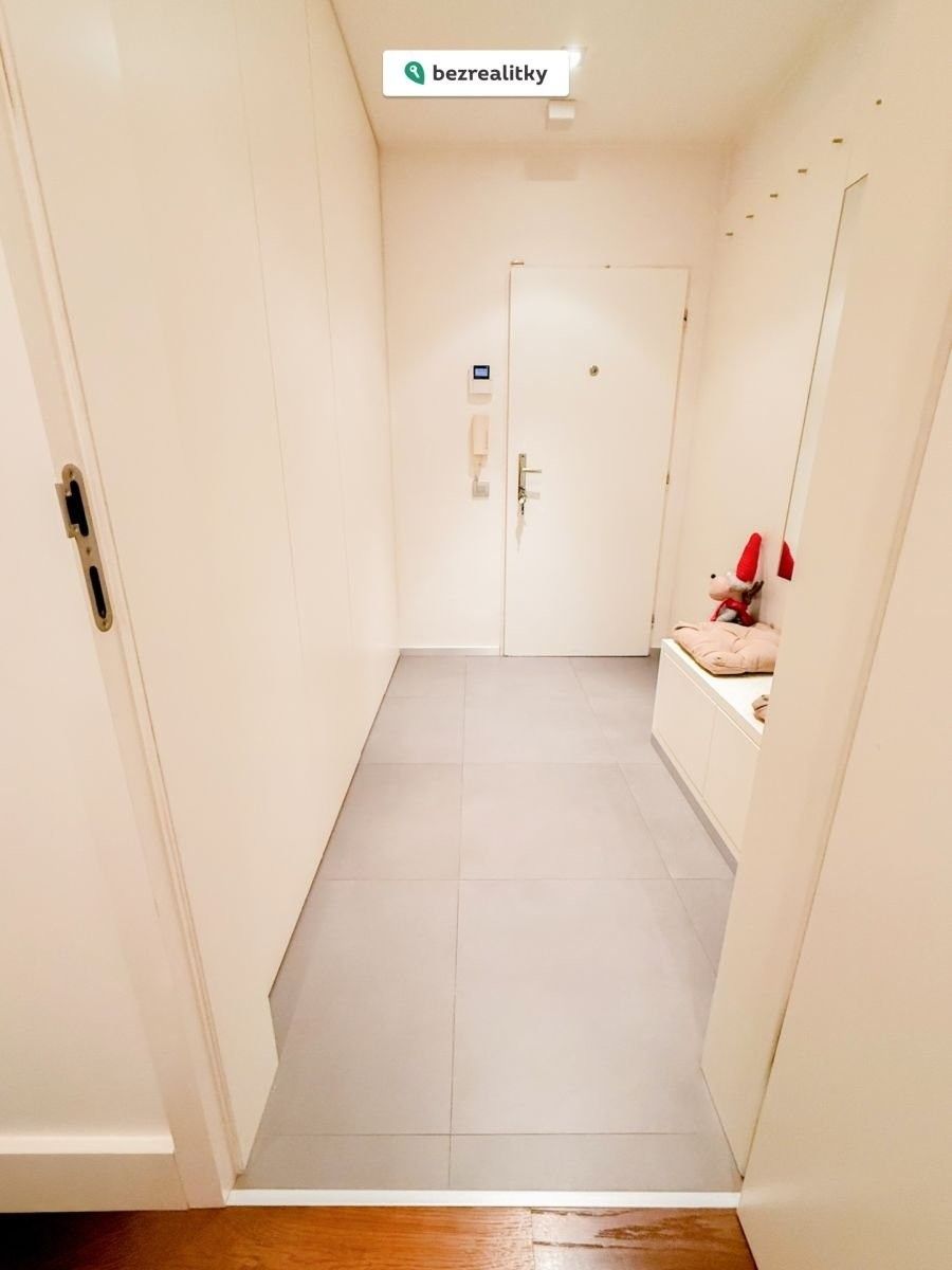 Prodej byt 3+kk - Makovského, Praha, 93 m²