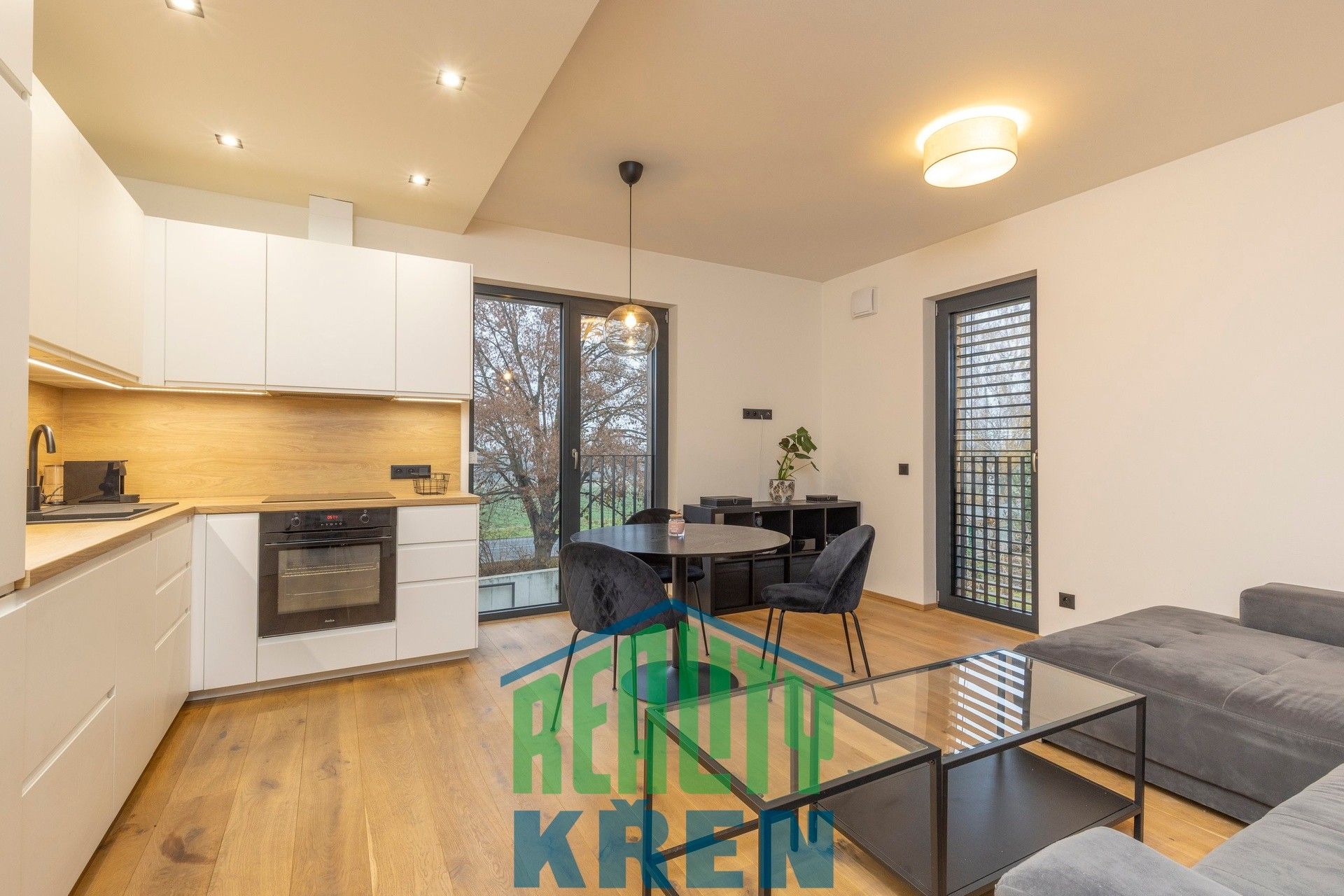 2+kk, Kamýcká, Praha, 44 m²