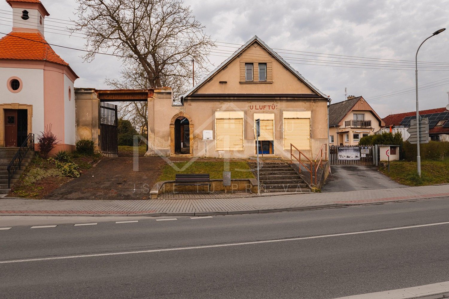 Prodej rodinný dům - Chrást, okres Plzeň-město, Plzeňský kraj, 330 m² - 2