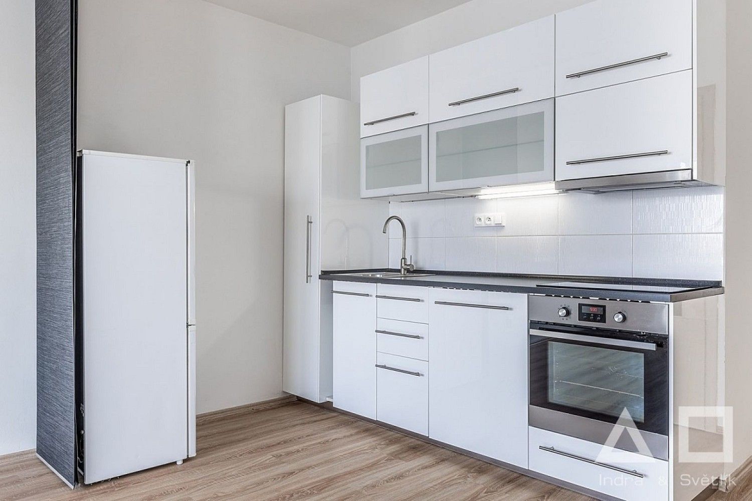 Pronájem byt 2+kk - Hornoměcholupská, Praha 10 - Horní Měcholupy, 45 m² - 2