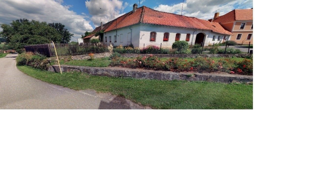 Rodinné domy, Dolní Chrášťany, Lhenice, 300 m²