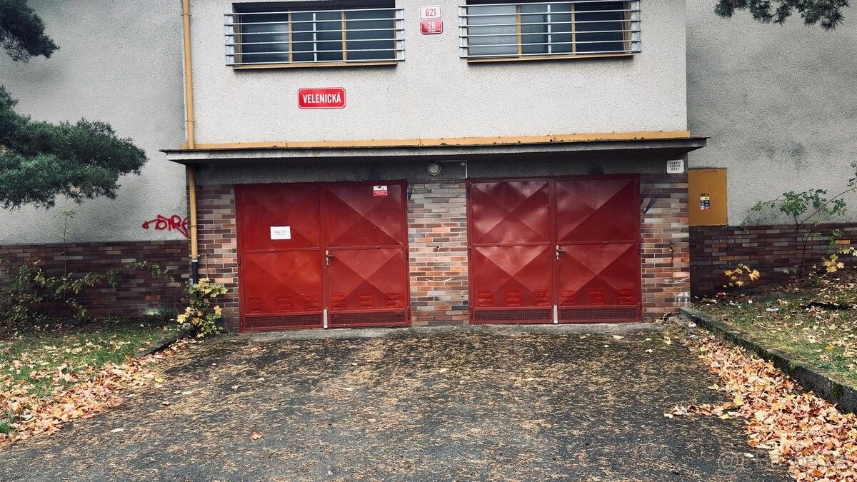 Garáže, Plzeň, 326 00