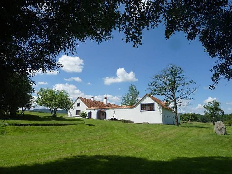 Chaty, Lhenice, Jihočeský kraj - 1